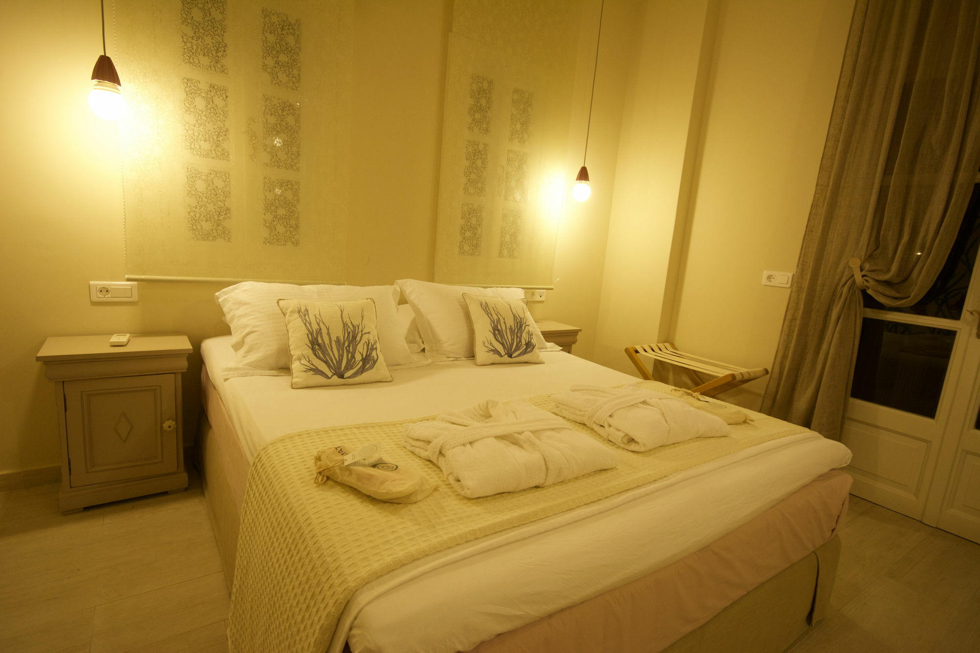 Konstantina Studios Kırlangıç Dış mekan fotoğraf